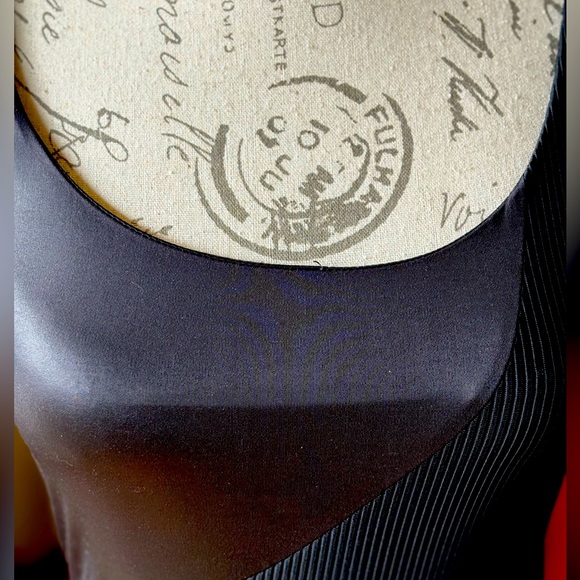 BeBe Sultry Leather-look & Mesh Cut-Out Dress, Scoop Neck Stretch Fabric (S) NWT - Picture 2 of 11